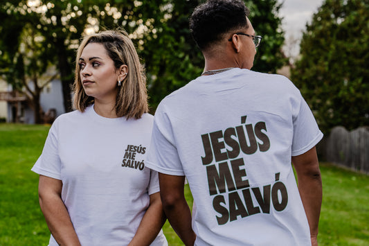 Jesús Me Salvó t-shirt